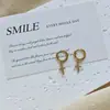 Pendientes de Aro con Colgante de Cruz Dorada Microincrustada con Circonita, Estilo Europeo y Americano Transfronterizo para Mujer, Diseño de Nicho, Pendientes Elegantes y de Lujo Ligero