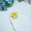 Pinza para el Cabello de Flor de Plumeria Transfronteriza de 6 cm, Pinza de Garra Floral de Alta Gama de Moda, Pasador Elegante, Pinza de Tiburón para la Parte Posterior de la Cabeza, Accesorio para el Cabello
