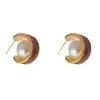 Brincos de Pérola em Forma de C com Gotejamento de Óleo, Luxo Leve, Simples e Versáteis para Mulheres, Brincos com Design Elegante e Único para Atacado