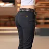 [Roupas Masculinas de Alta Qualidade] Calça Casual Masculina, Tendência de Negócios para Primavera e Outono, Confortável e Versátil, Novo Estilo