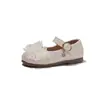Sapatos de princesa estilo coreano para meninas, novo modelo de outono 2026, sapatos de cristal para meninas pequenas, sapatos de performance macios para bebês, sapatos individuais para crianças pequenas