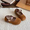 Sapatos Mary Jane doces estilo francês para meninas, sapatos baixos com estampa de leopardo para outono, sapatos de princesa com sola macia, sapatos de couro infantis para idades de 6 a 12 anos