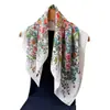 Bufanda de Imitación Seda Estampado de Conejo Blanco Floral Chal de Alta Gama Bufanda Versátil para Cuello Pañuelo para la Cabeza Bufanda para Mujer
