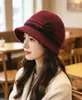 Elegante gorro forrado de pelo de conejo, sombrero cálido para mujer, gorro de invierno para madres, guantes de punto, gorro y bufanda para mujeres de mediana edad y mayores
