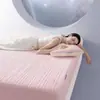 Saia de Cama de Lã de Leite Espessa Peça Única Protetor de Colchão para Sono Profundo Capa de Cama Quente de Inverno Antiderrapante Cobertura Completa à Prova de Manchas