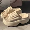 Zapatillas de suela gruesa con aumento de altura para mujer, verano 2025, nueva moda, zapatos de playa antideslizantes que combinan con todo, sandalias y zapatillas de EVA para mujer