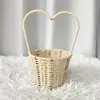 Cesta de Flores Imitação de Rattan Trançada Portátil Cesta de Flores Tipo Barril Estilo Pastoral Decoração de Sala de Estar Enfeites Cesta de Flores Presente Cesta de Flores