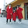 Abrigo deportivo de algodón largo de invierno hasta la rodilla para hombres y mujeres, chaqueta de entrenamiento con capucha engrosada para atletas, abrigo de entrenamiento de invierno a juego para padres e hijos