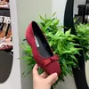 Zapatos negros para mujer con plataforma interna y detalle de lazo, estilo francés verano 2026, adecuados para combinar con faldas, zapatos de ballet rojos de noche