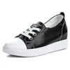 Zapatos blancos de primavera para niños 2022 nuevos de verano finos para primavera y otoño populares deportivos Joker casuales