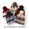 Nueva colección otoño/invierno 2026: Gorro de punto de cachemira de estilo coreano, moderno y versátil, para mujer, con pompón de bloques de color, cómodo y cálido para el clima frío