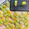 Espetinhos de Frutas Mini Brinquedos de Comida DIY Capa de Celular de Banana Cola de Creme Acessórios de Desenho Fivela de Sapato Acessórios Presilha de Cabelo Mini