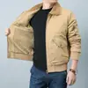Abrigo de piel de cordero con solapa de invierno, forro polar, engrosado, ropa acolchada de algodón para hombre, chaqueta bomber estilo utilitario, chaqueta acolchada de algodón holgada para hombre