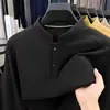 Sudadera de terciopelo catiónico de doble cara para hombre, nuevo modelo otoño e invierno 2026, cuello alto estilo chino de dos botones, camiseta interior cálida para hombre
