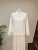 [Zhi Li] Nova camisa básica estilo chinês com jacquard e punho de renda liso, nova coleção outono 2026, top com gola mandarim e botões