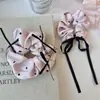 Anel de cabelo francês de cetim com laço de intestino grosso High-end elegante corda de cabelo leve de luxo para todos os jogos na moda