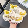Tênis esportivos infantis para primavera e outono, antiderrapantes, casuais, versáteis, modernos, tênis estilo 'dad shoes' para meninos