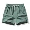 Shorts esportivos de três pontos masculinos com fenda de seda gelada lazer fitness treino secagem rápida calças atletismo maratona feminina