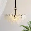 Candelabro de sala de estar estilo francés-italiano, lámpara de cristal minimalista post-moderna de color crema para dormitorio principal, lámpara de cristal de lujo ligero para comedor