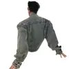 Chaqueta de Mezclilla Unisex Estilo Nicho Deconstruida Vintage Lavada Chaqueta Corta de Mezclilla con Diseño Metálico para Primavera y Otoño