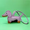 Atacado Em Estoque Pingente de Cachorro Dachshund Pequenos Acessórios de Couro Charms de Bolsa Desenho Animado Fofo Chaveiro de Couro com Desenho Animado