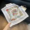 Bufanda Cuadrada de Mujer Estilo Nuevo 70 con Elegante Estampado Floral, Bufanda de Seda Chifón Satén, Bufanda Decorativa Artística de Alta Gama