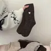 Ioulor Producto Nuevo de Invierno Calcetines Gruesos de Lana de Oveja de Media Pantorrilla con Bordado de Corazón Calcetines Apilados para Mujer Calcetines de Lana de Doble Aguja