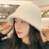 Versión coreana de la celebridad de internet en gorra tipo cubo de pelo de conejo Nueva gorra tejida para mujer gorra de pescador de felpa gorra de cubo de color liso cálida venta al por mayor