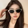 Óculos de Sol Elegantes Cat-Eye em Couro Metálico Hip-Hop Retro Masculino Moda de Alta Qualidade Tendência Óculos de Sol Feminino Estilo Coreano Rosto Pequeno