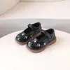 Envío Gratis Zapatos de Cuero de Princesa para Niñas Primavera Otoño 2024 Flores Estilo Chino Zapatos de Baile Zapatos Bordados Zapatos Individuales para Niños Medianos y Grandes