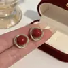 Brincos Vermelhos Estilo Vintage com Pino de Prata S925, Oferecendo um Toque Luxuoso e Sofisticado, Versáteis e Perfeitos para Outono e Inverno, Brincos Super Estilosos