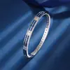 2024 Novo Huabibao Pulseira Colorida Retro Europeia e Americana Pulseira Luxuosa Incrustada Mulheres Atacado