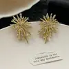 Pendientes de Fuegos Artificiales de Circonita Dorados de Moda 2026, Populares entre Influencers, Pendientes de Flor Súper de Hada para Mujeres en Otoño e Invierno