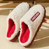 Pantuflas de algodón para mujer para otoño e invierno, de suela gruesa, antideslizantes, cálidas y esponjosas, adecuadas para uso en interiores, y disponibles en estilos de pareja para hombres y mujeres