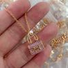 Aijia New Bag Colar Feminino H-word Kangkang Bag Powder Diamond 18K Rose Gold Pingente Clavícula Cadeia Explosões Transfronteiriças