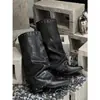 Botas Altas de Suela Gruesa con Tachuelas Puntiagudas Botas para Pantalón Mujer 2026 Otoño/Invierno Nuevas Retro Chica Popular Adelgazantes Botas de Jinete Mujer