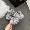 Outono/Inverno 2026 Novos Tênis Casuais Estilo Dad para Meninas Tênis de Corrida da Moda Calçados Infantis Tênis Esportivos com Pelúcia Interna e Solado Macio