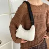 Moda Europea y Americana Nueva Otoño/Invierno 2026 Bolso Sencillo de Hombro Único Forma de Luna, Versión Coreana Bolso de Mano Dulce Color Sólido Personalizado