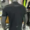 Camiseta Esportiva de Manga Curta Nova Estilo Fresca de Secagem Rápida para Verão 2026 para Homens e Mulheres, Top Solto com Design de Malha Respirável, Branco
