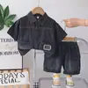 Conjunto de Verão Novo 2026 com Manga Curta para Crianças, Roupa de Verão Estilo Casual, Conjunto Tendência de Três Peças com Manga Curta em Jeans Digital