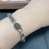 Pulsera Grabada Simple de Seis Palabras Mantra Vintage para Hombres, Joyería de Mano Estilo Étnico con Pestillo Vajra Plateado, En Stock
