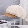 2025 Nueva Moda Color Sólido Decoración con Logo Pequeño Otoño e Invierno Cómoda Gorra de Béisbol Viaje al Aire Libre Casual Versátil Gorra de Boina