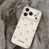 Estuche tipo polka dot estilo Ins para Apple 17 Pro Max, funda de cuero liso con ventana grande para niñas 16/15/14/13