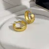 Pendientes de Plata 925 con Lunares Estilo Europeo y Americano Cepillados en Forma de C Estilo Nuevo Simple Elegante Estilo Metálico Pendientes de Estilo de Nicho con Estampado de Leopardo para Mujer