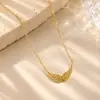 Colar Amazon Cruz Aço Inoxidável Feminino Aço Titânio Ouro 18K Asas de Anjo Joias Femininas Colar com Toque de Luxo