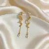 Brincos de Franja Estrela Geométrica Espiral Torcida Cravejados com Diamantes, Nova Joia de Orelha Exquisita de Nicho