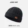 Gorro de punto liso trenzado retro de moda para hombre, nuevo gorro cálido de lana para exteriores de otoño e invierno, gorro de punto elegante de nicho