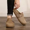 Soporta la personalización de zapatos de hombre estilo Birkenstock retro para primavera y otoño, con suela suave antideslizante, diseño de media zapatilla, moda versátil y estilo casual, aptos para ventas transfronterizas