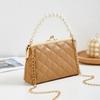 Bolso bandolera para teléfono con cadena y cierre de clip bordado con diamantes a juego, bolso de mano con perlas para mujer, novedad de 2023