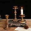 Candelabro Clásico Francés Decoración Adornos Tienda Bar Decoración de Mesa de Comedor Estilo Europeo Retro Nostálgico Accesorios para Sesión de Fotos